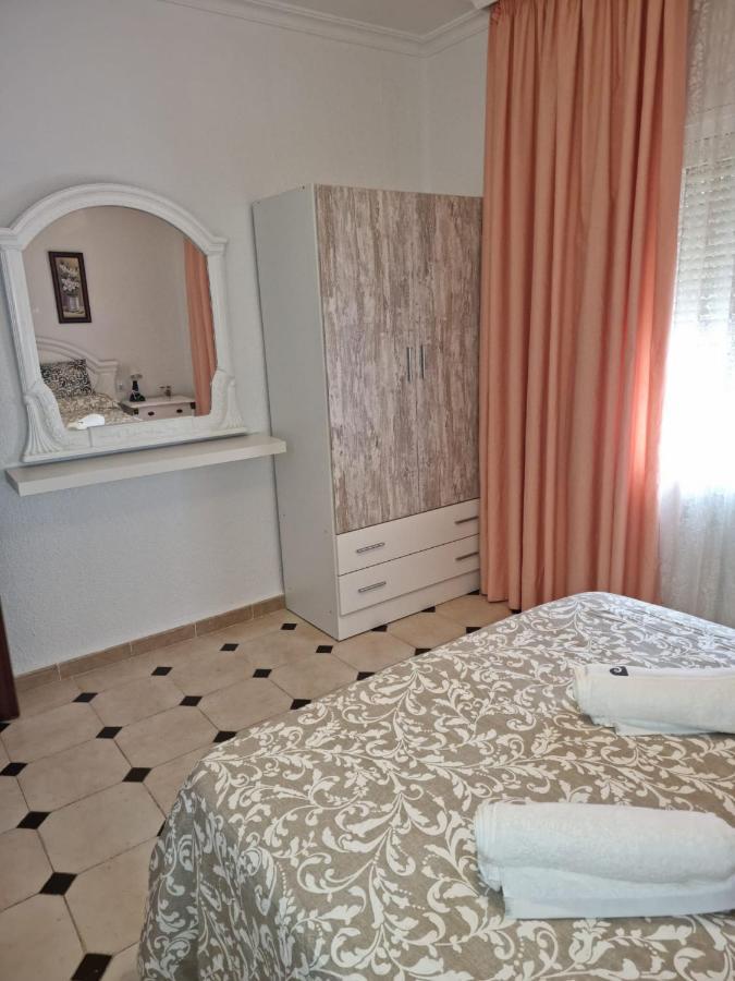 Wish Suite Dolores Leon De Triana Sevilla Bagian luar foto